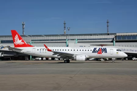 LAM Mozambique Airlines Embraer 190 Volpati