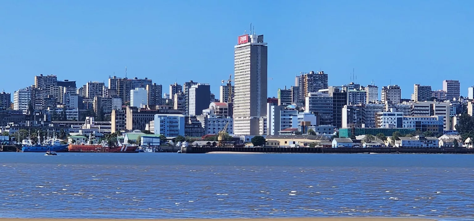 cidade de maputo praia da Catembe