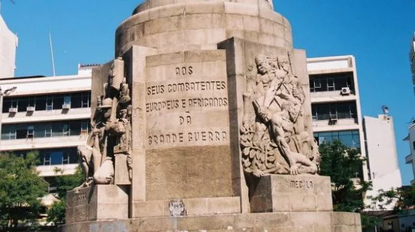 Monumentos mocambicanos monumento aos mortos da grande guerra jpg