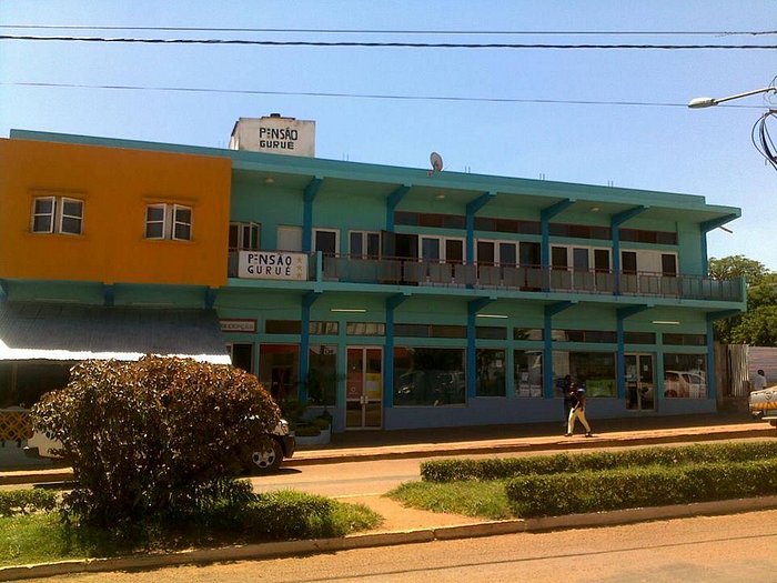 hotel pensao gurue