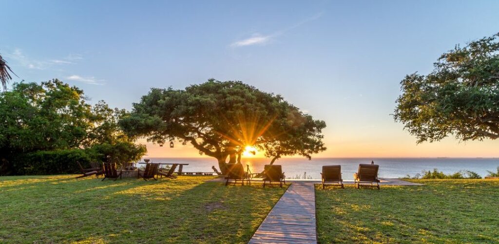 Ilha de Inhaca Mamas Sunsets