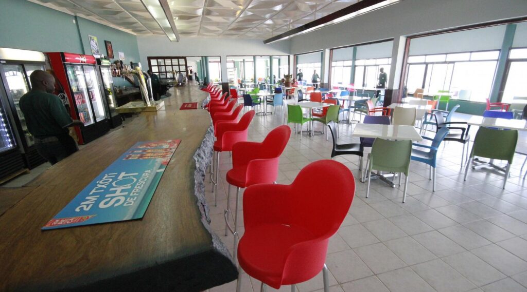 Bar e Restaurante Clube Nautico da Beira